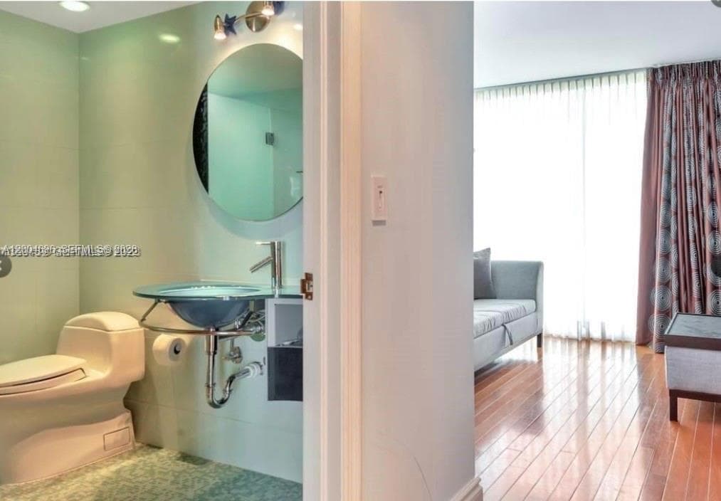 16500 Collins Ave 1551 photo 15