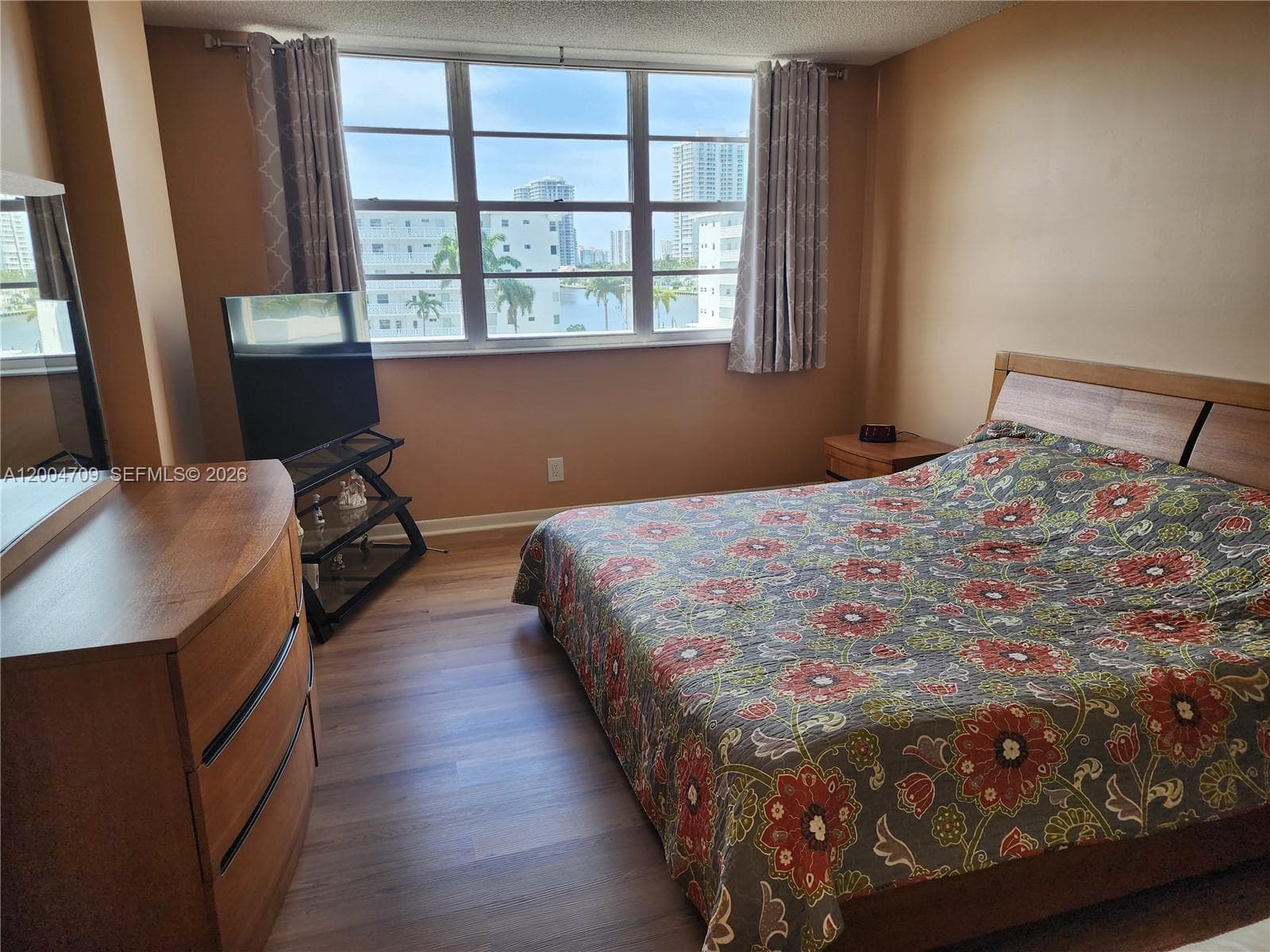 3161 S Ocean Dr 409 photo 16