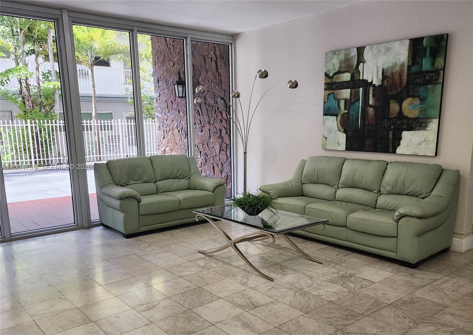 3161 S Ocean Dr 409 photo 7