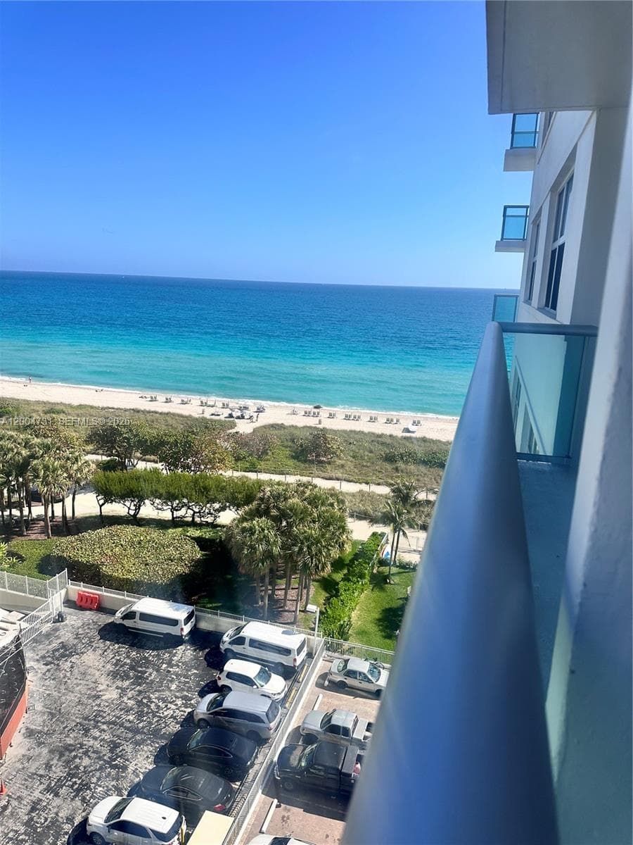 9511 Collins Ave 1001 photo 8