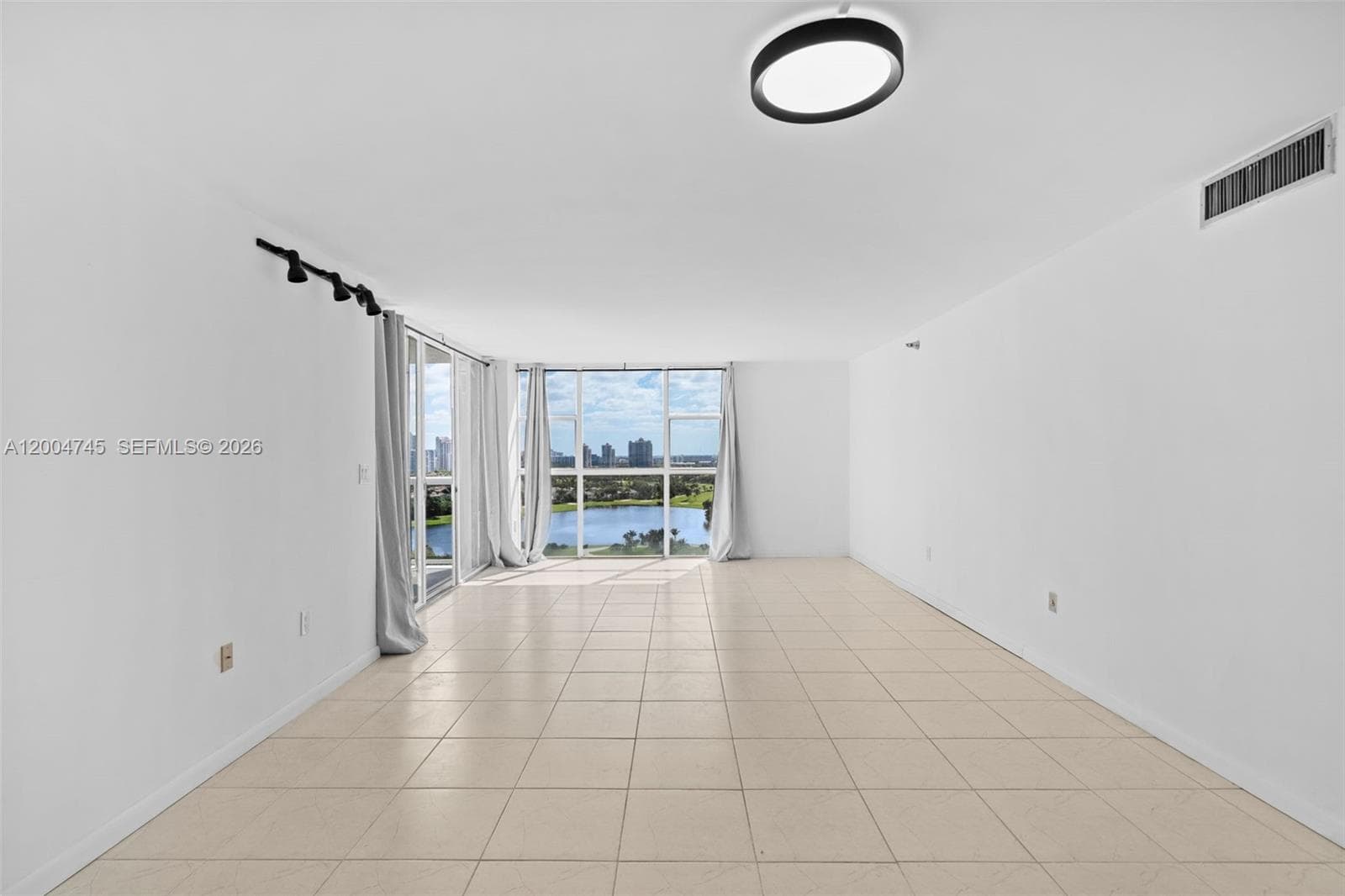 20505 Country Club Dr 1938 photo 6