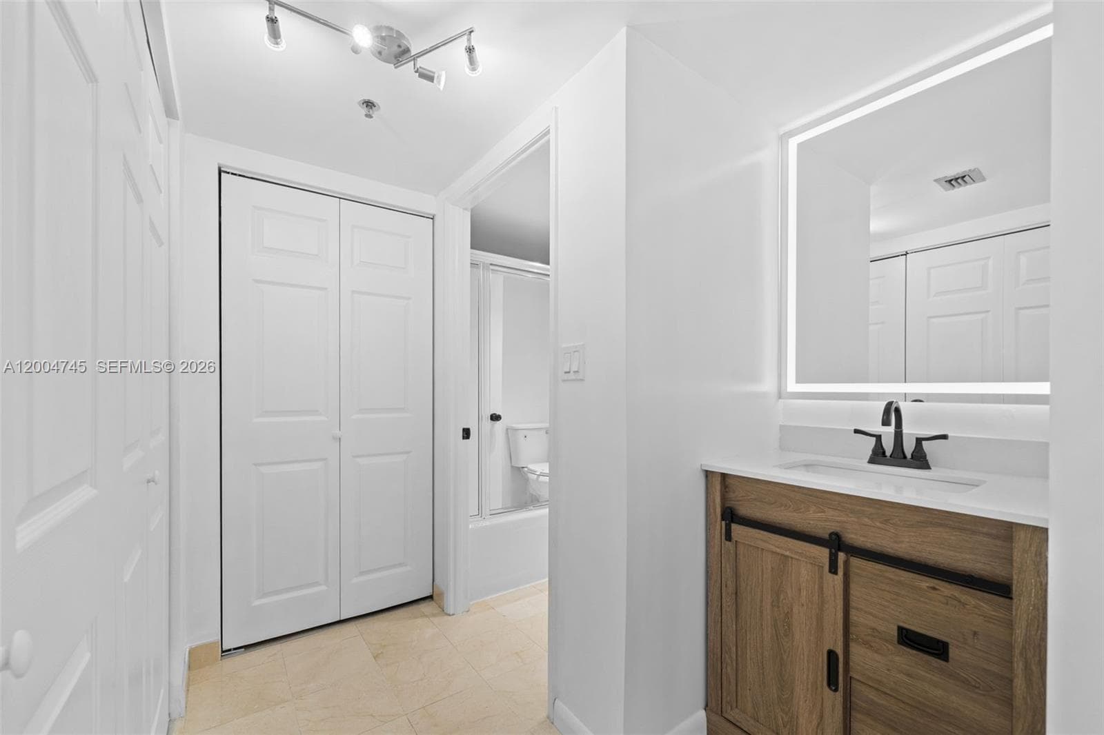 20505 Country Club Dr 1938 photo 9