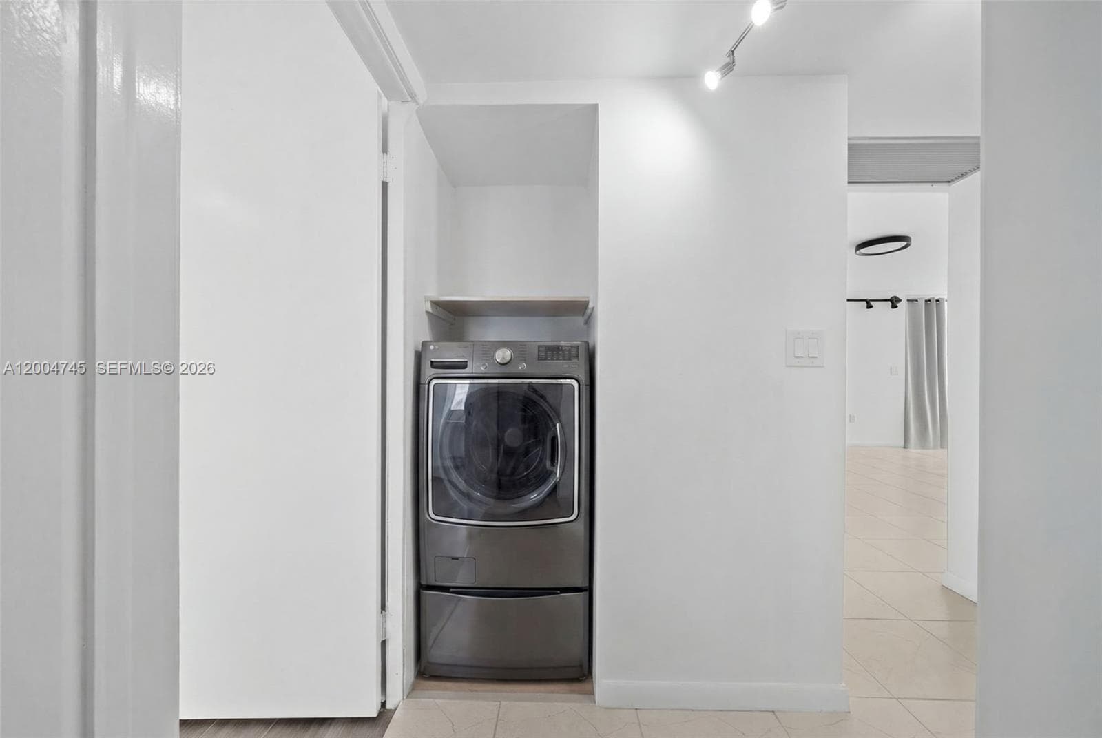 20505 Country Club Dr 1938 photo 14