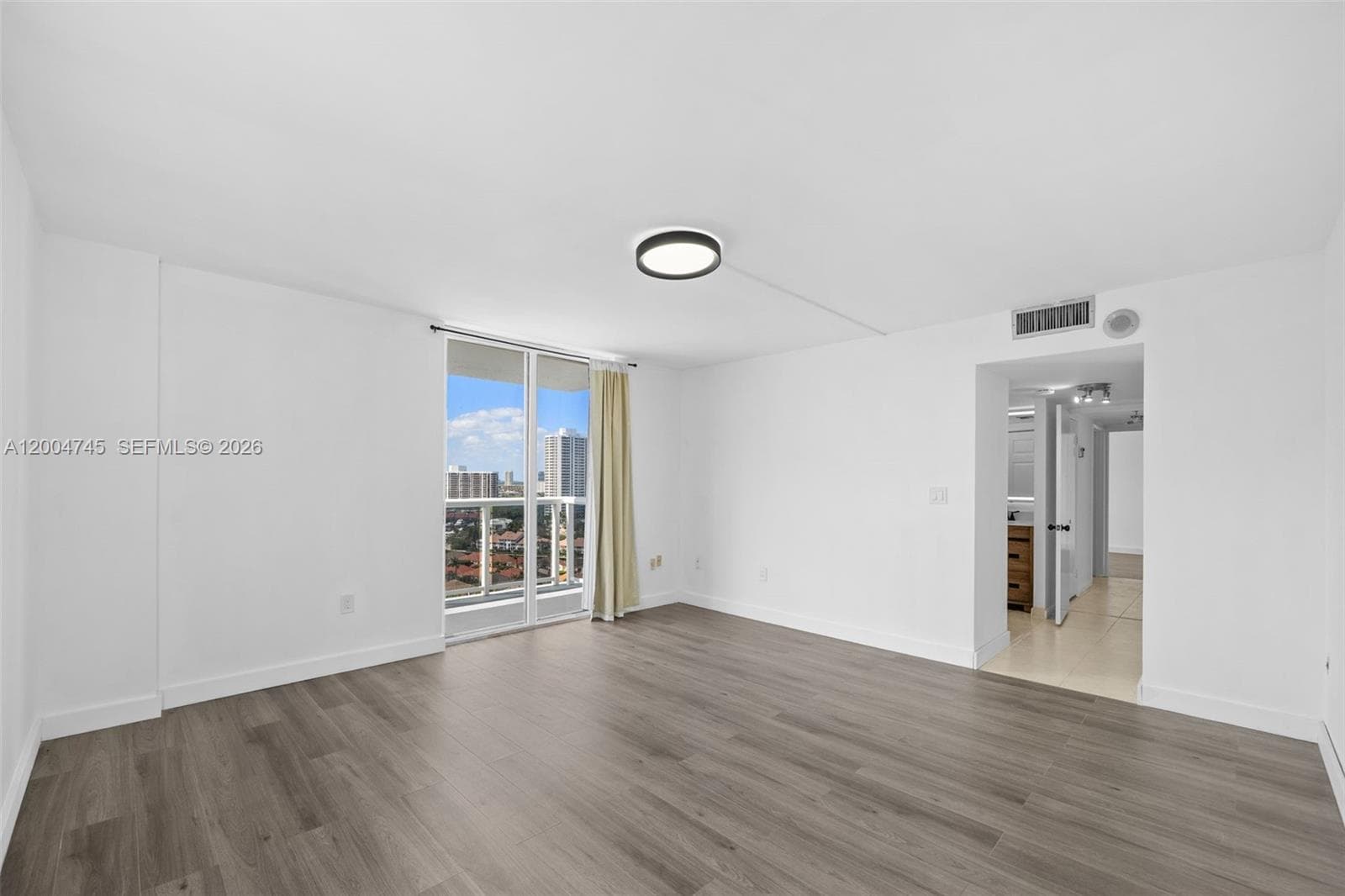 20505 Country Club Dr 1938 photo 8