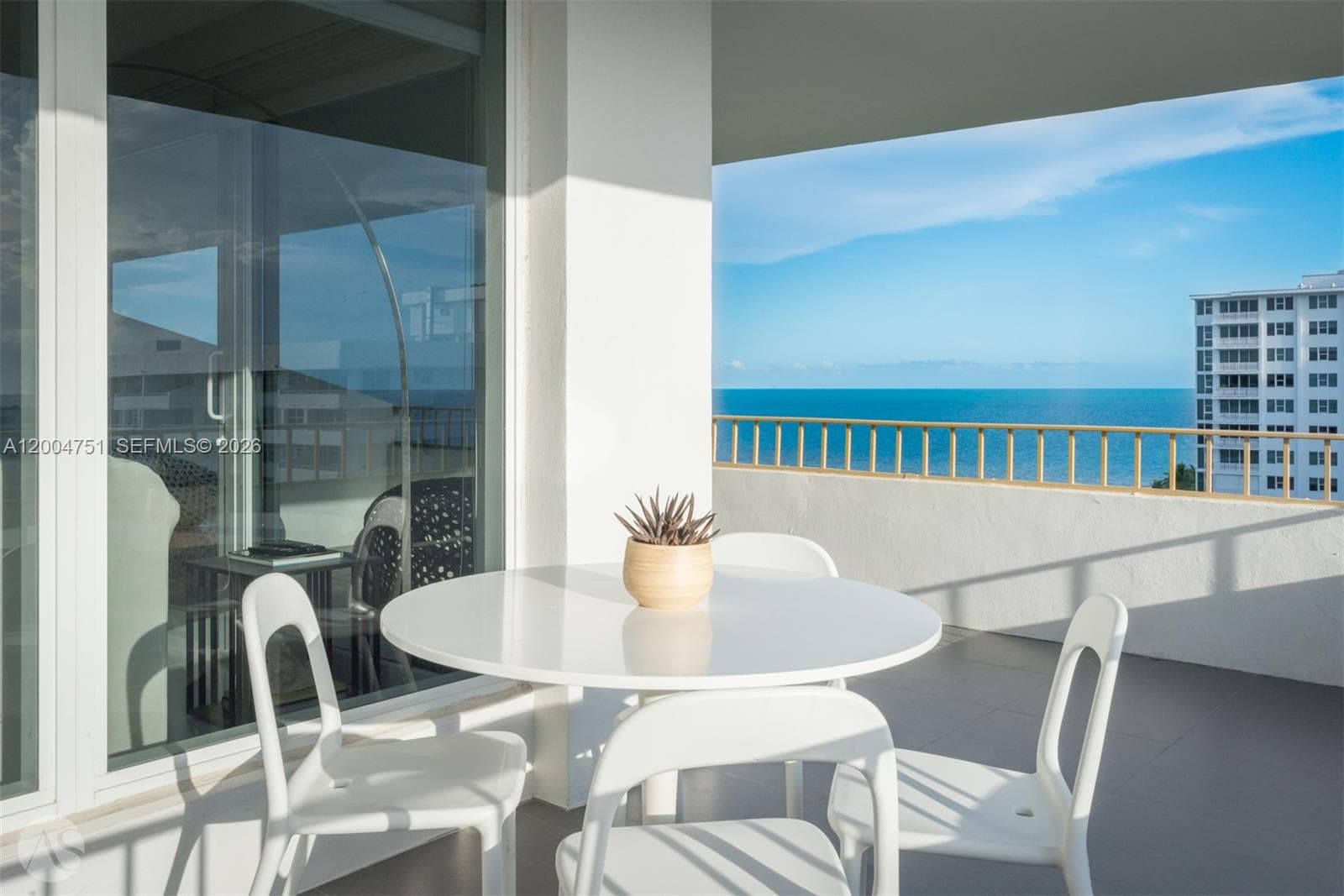 177 Ocean Lane Dr 1209 photo 9