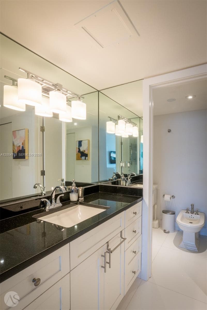 177 Ocean Lane Dr 1209 photo 19