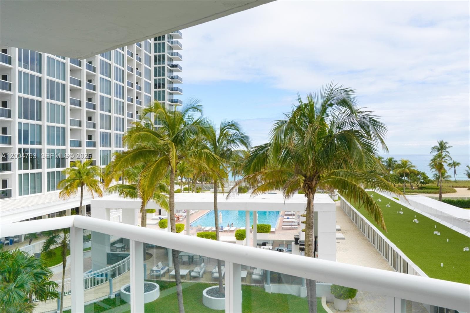 10275 Collins Ave 320 photo 1