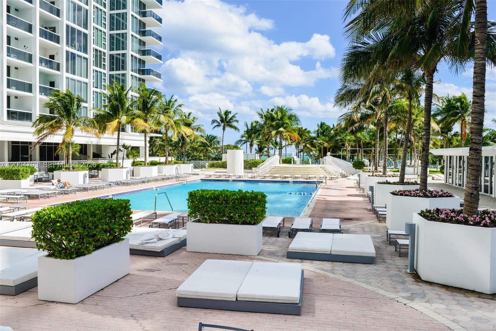 10275 Collins Ave 320 photo 19