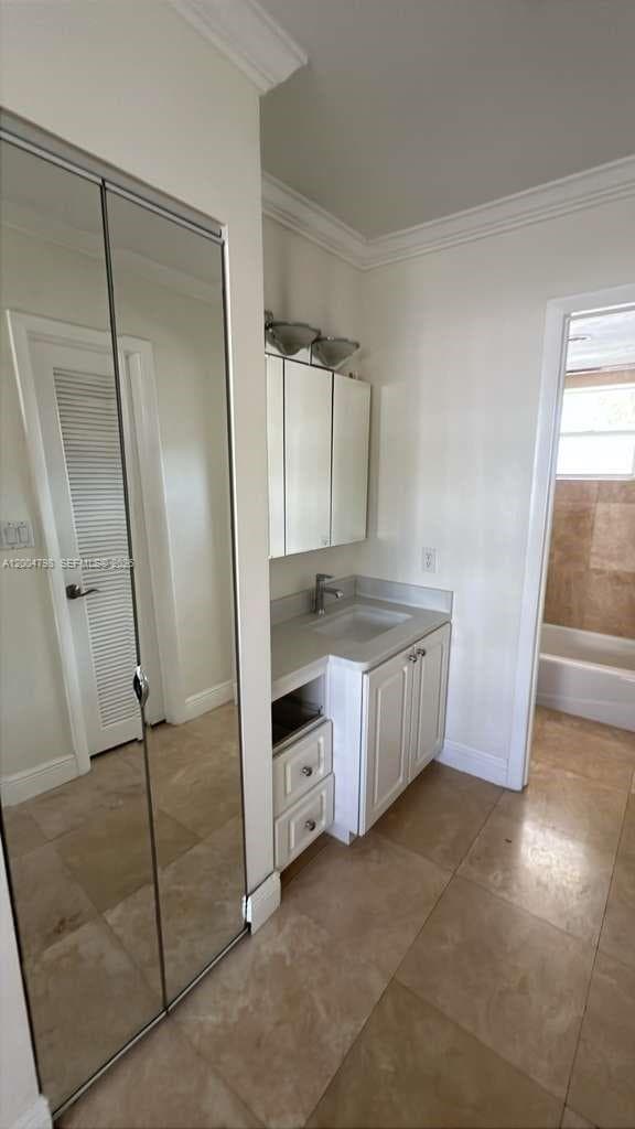 3601 170th St 207 photo 6