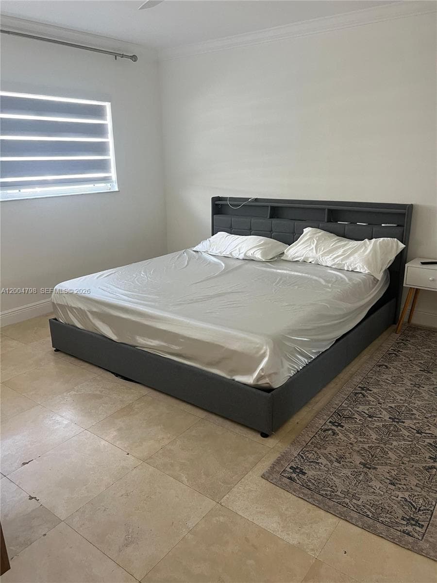 3601 170th St 207 photo 7