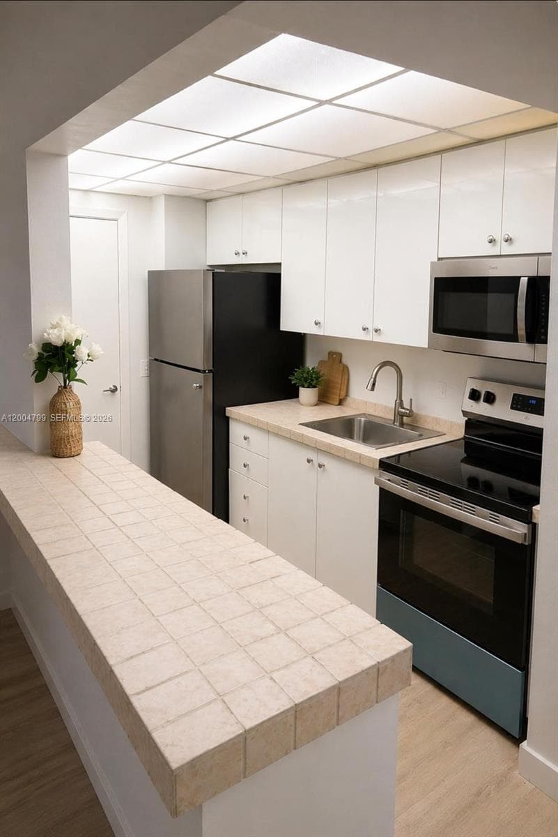 7904 West Dr 602 photo 11