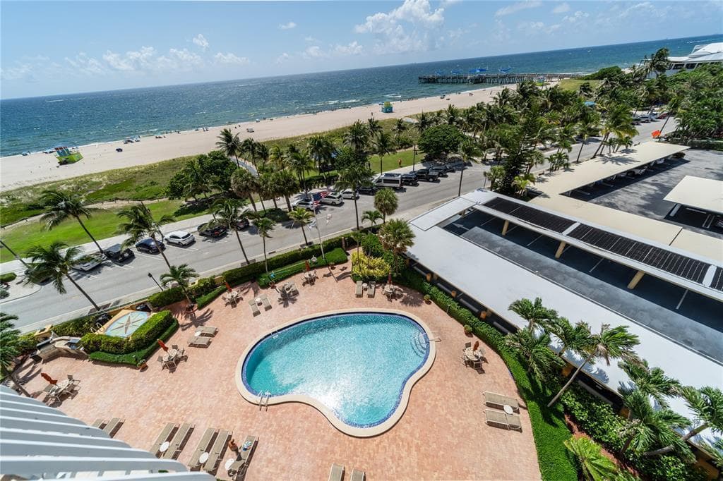 328 N Ocean Boulevard 902 photo 5