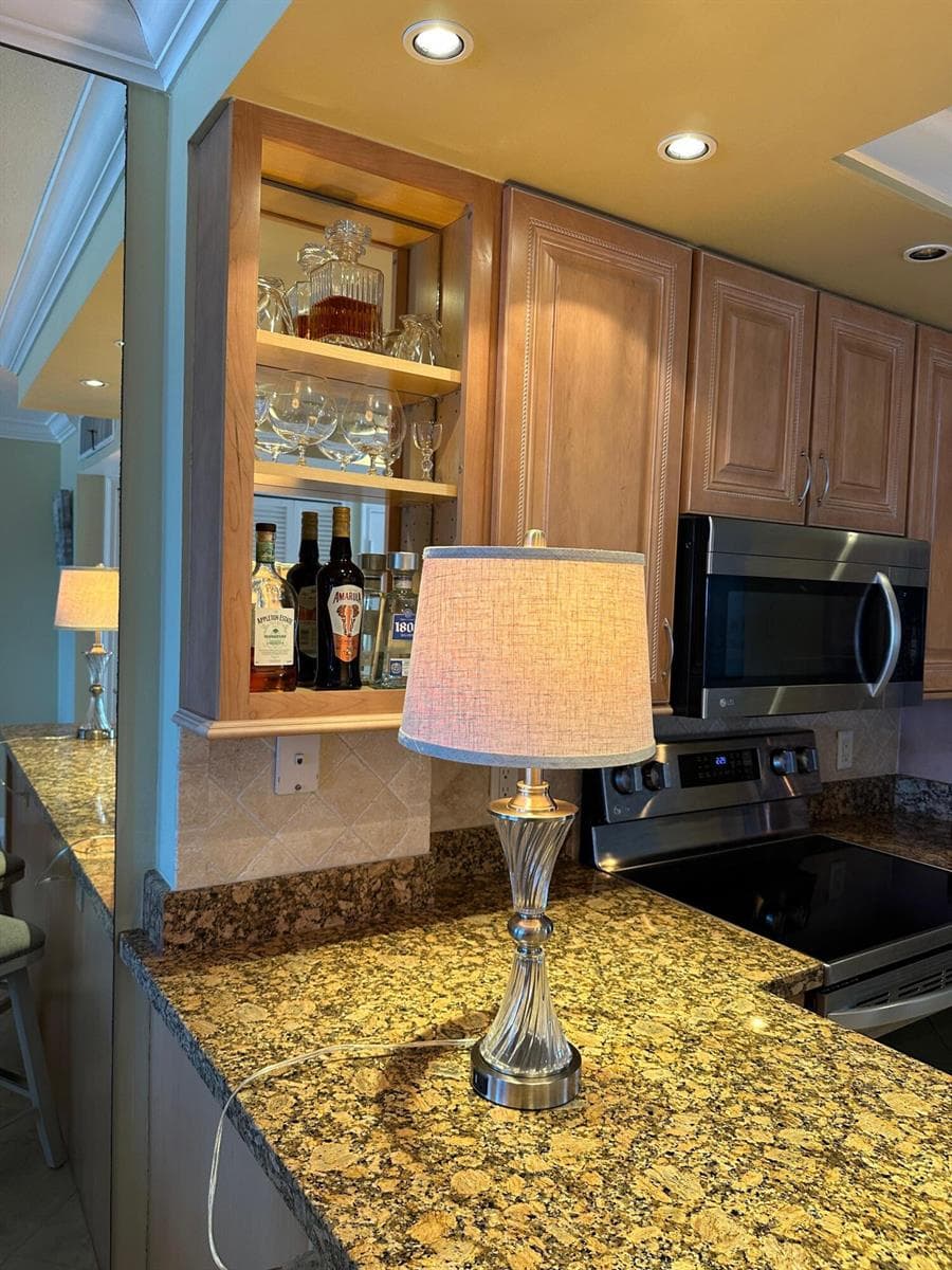 328 N Ocean Boulevard 902 photo 15