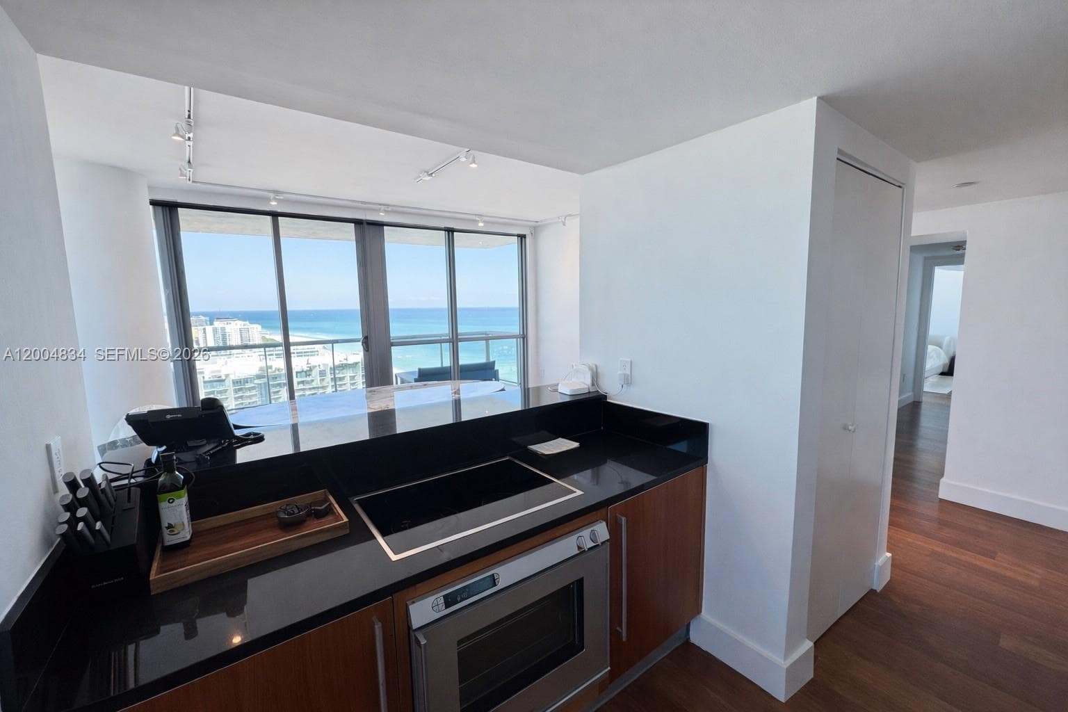 101 20th St 3501 photo 15