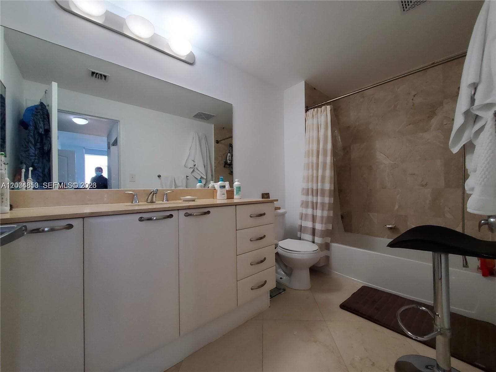 2101 Brickell Ave 3502 photo 8