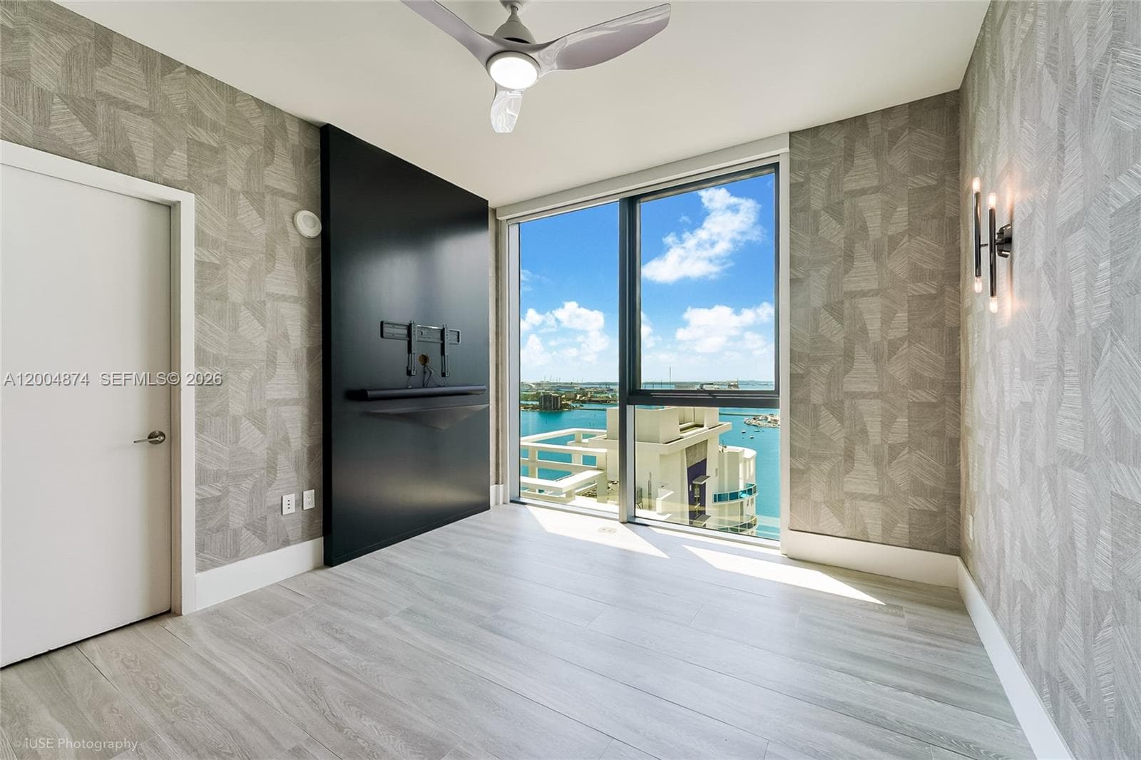 788 23rd St 2401 photo 14