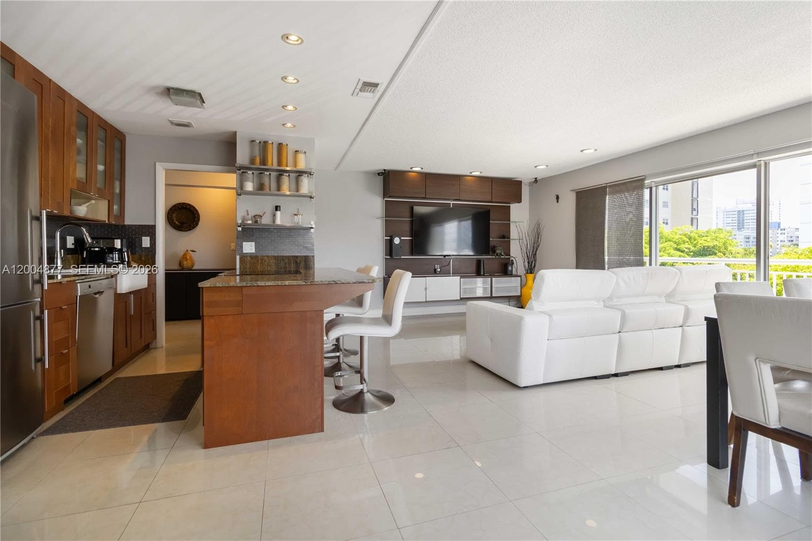 126 Golden Isles Dr 32A photo 7
