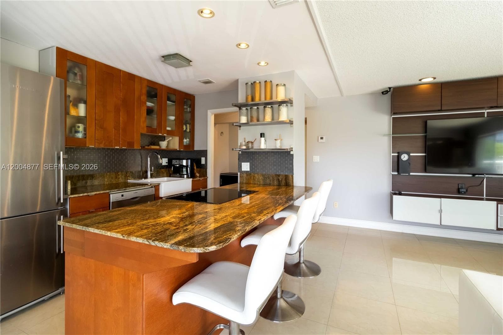 126 Golden Isles Dr 32A photo 11