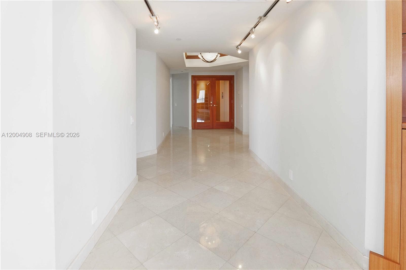 3802 NE 207th St 2604 photo 5