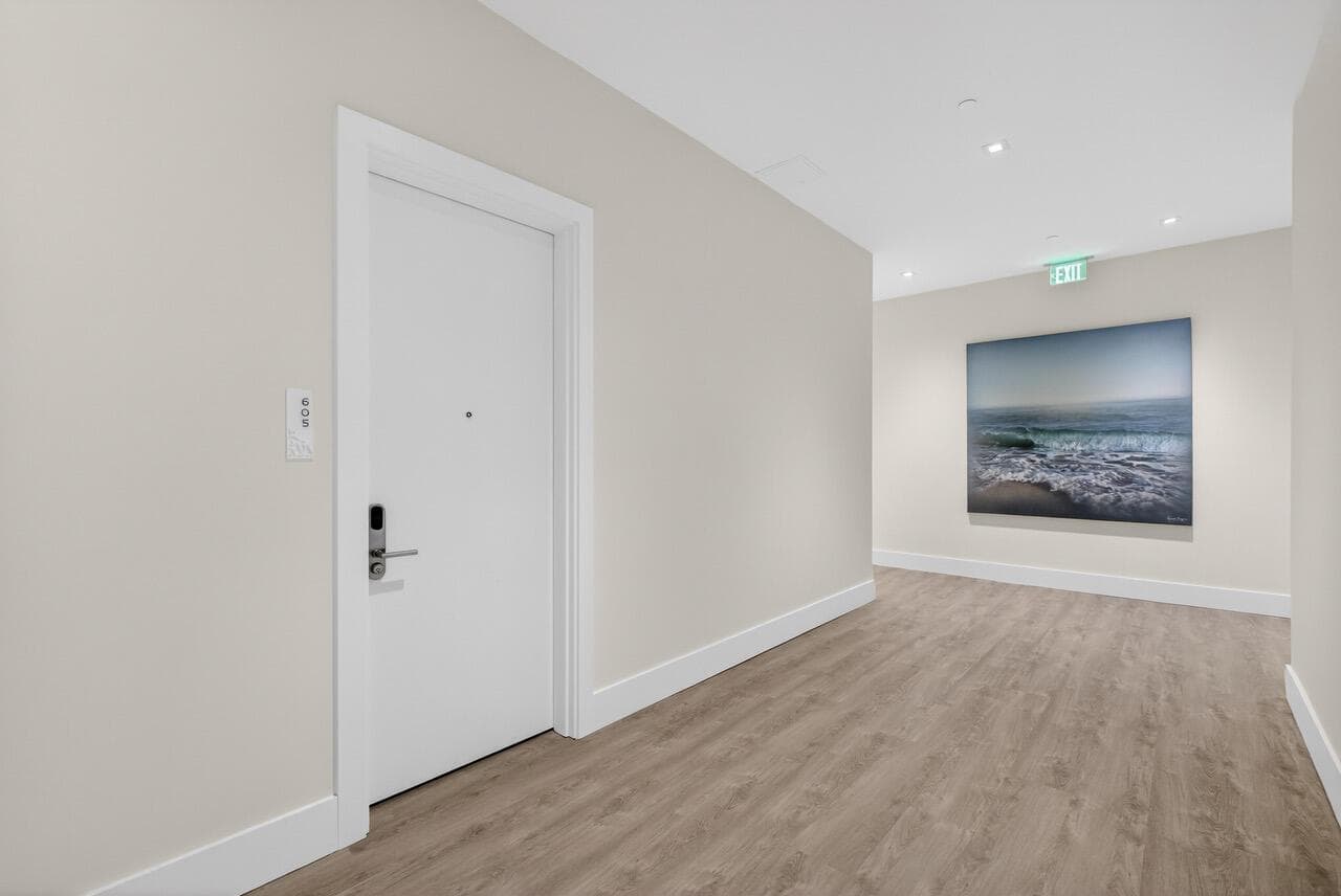 220 Lake Shore Drive 605 photo 7