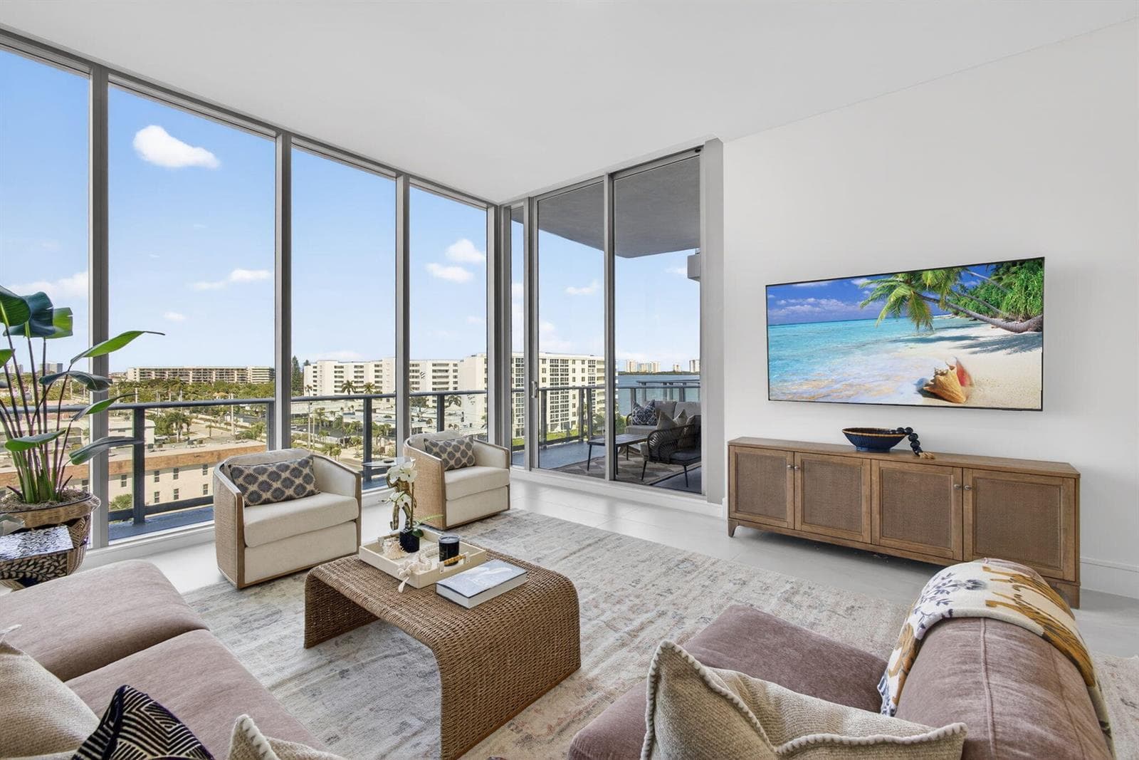 220 Lake Shore Drive 605 photo 24
