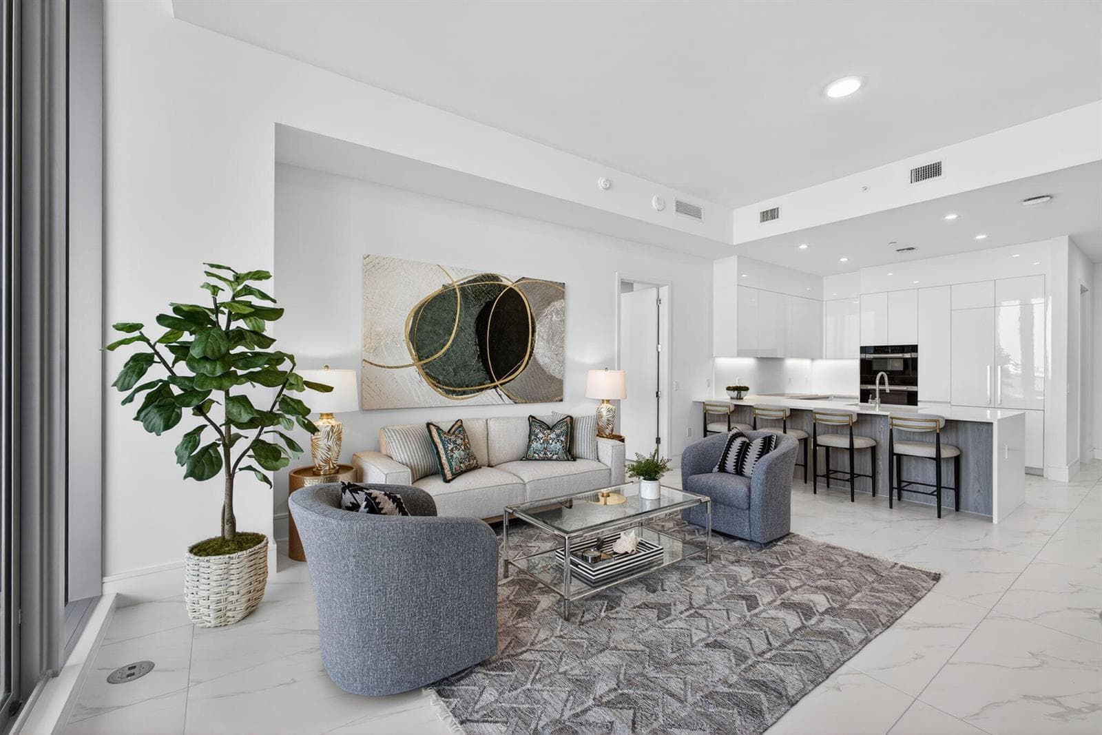 220 Lake Shore Drive 609 photo 18