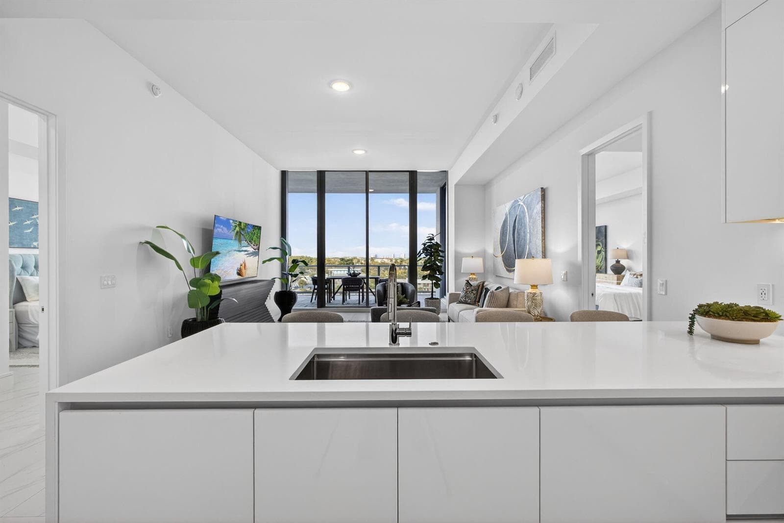 220 Lake Shore Drive 609 photo 15