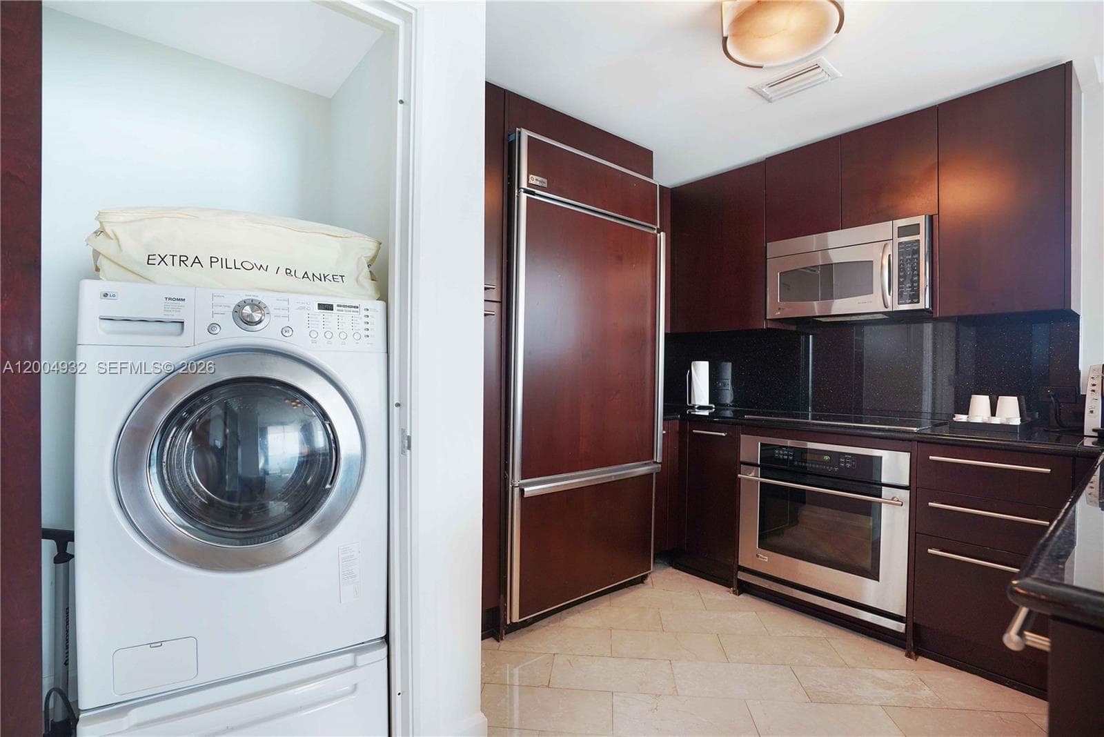 4391 Collins Ave 709 photo 22