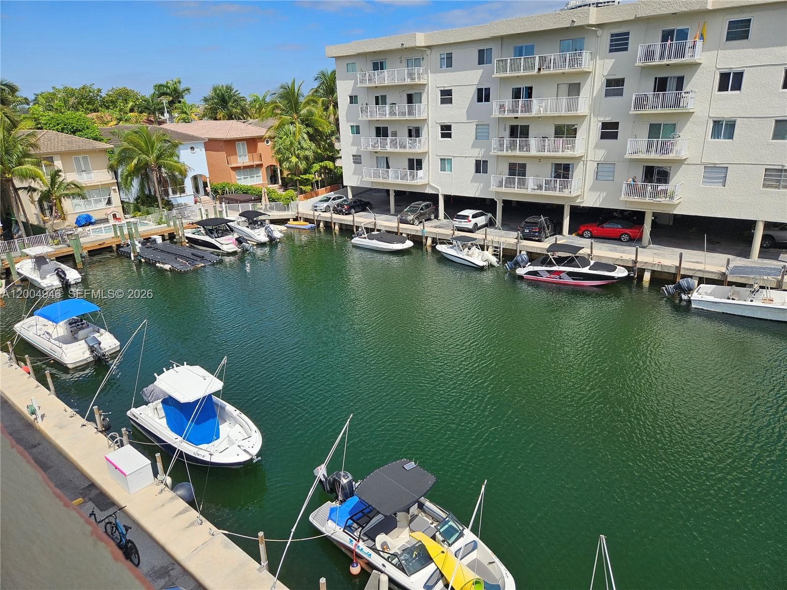 3545 167th St 404 photo 3