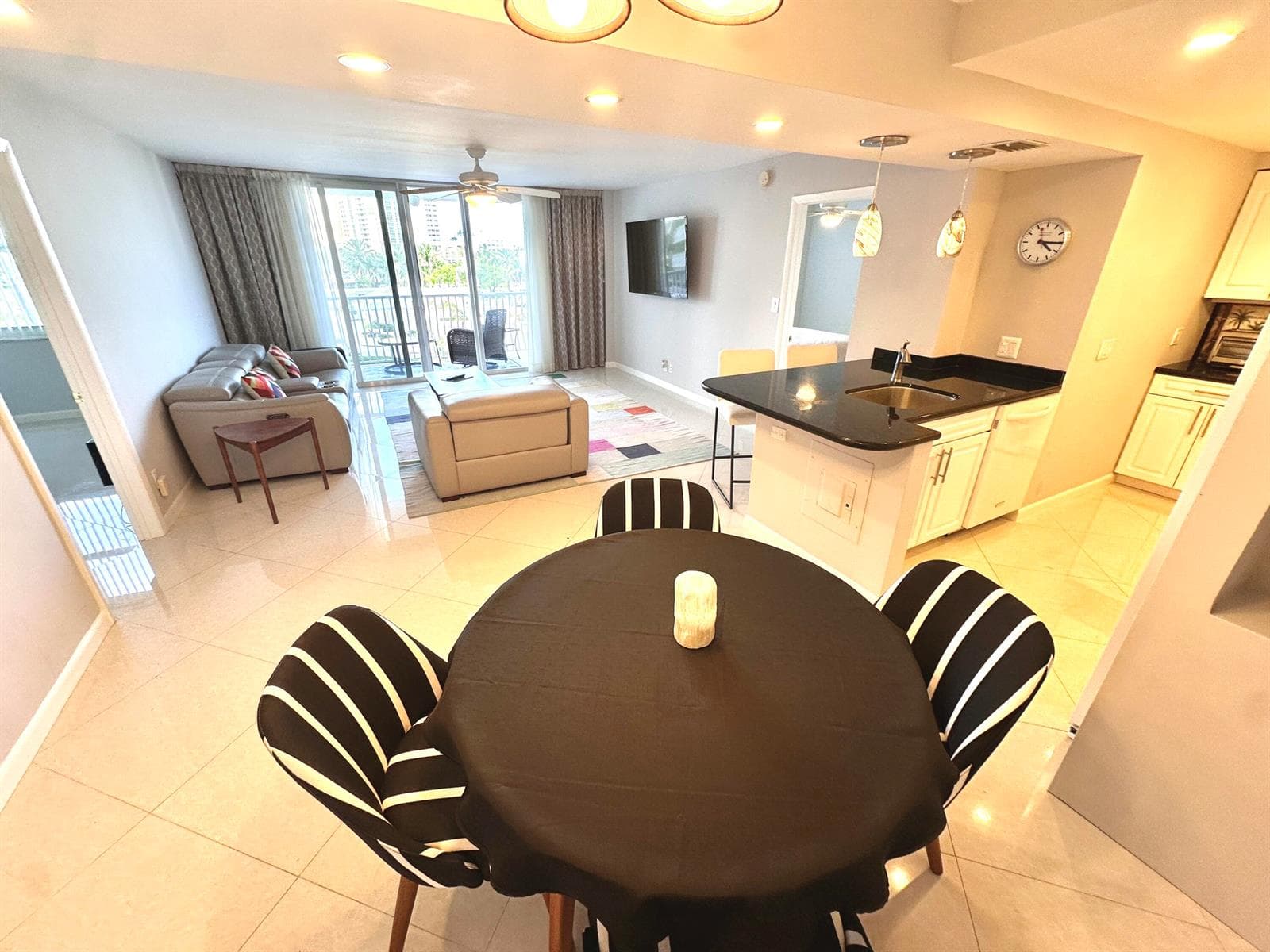 1 Las Olas Circle 313 photo 9