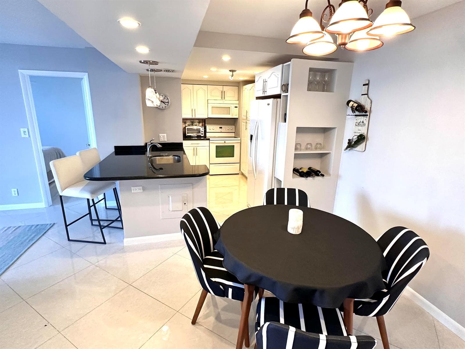 1 Las Olas Circle 313 photo 10