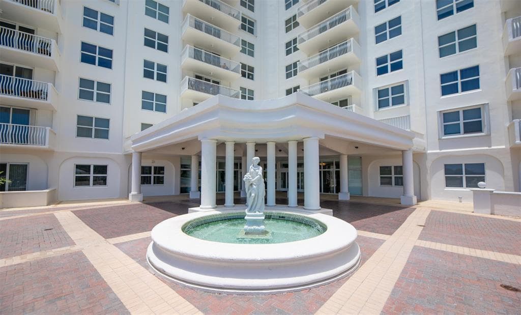 1 Las Olas Circle 313 photo 18
