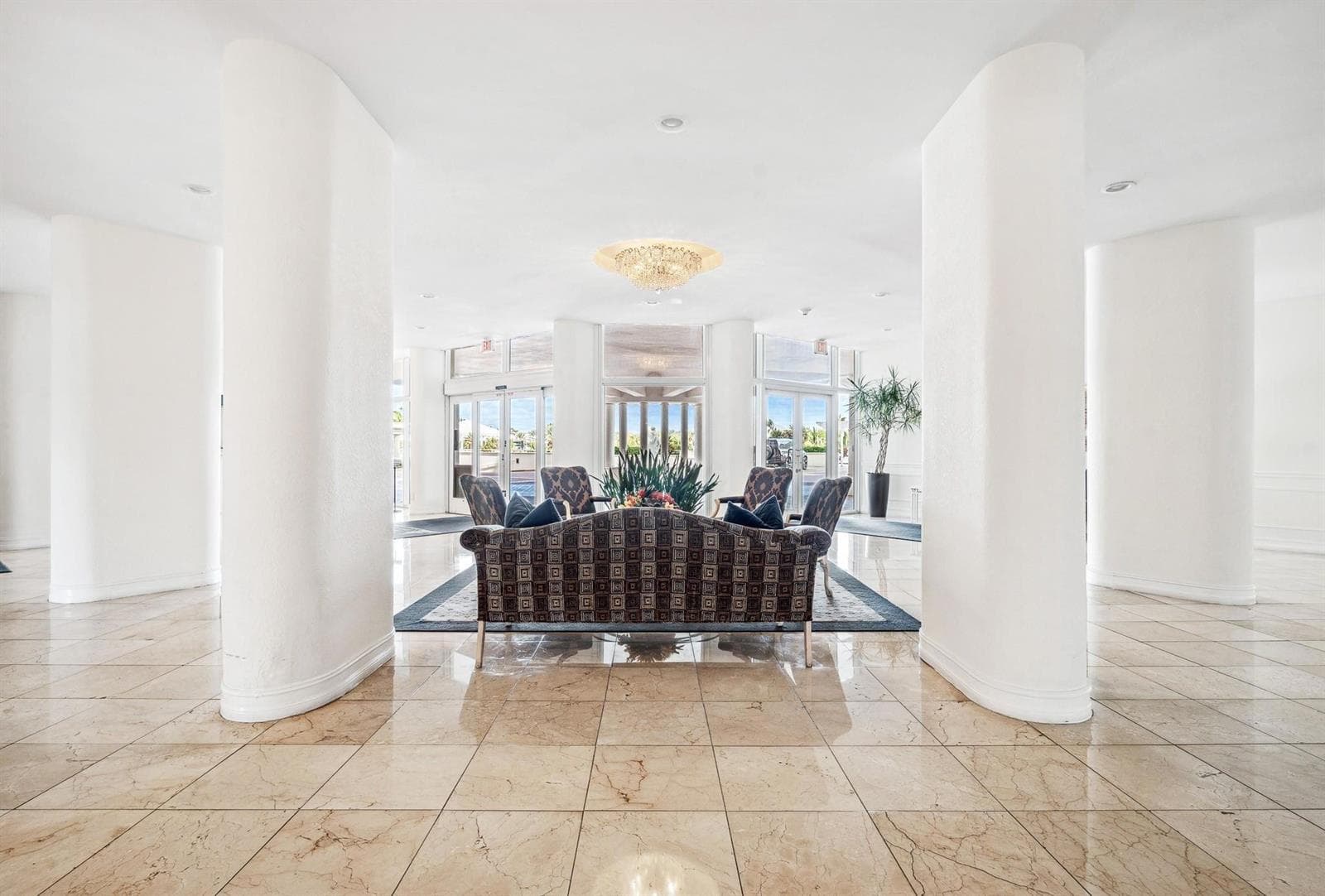 1 Las Olas Circle 313 photo 19