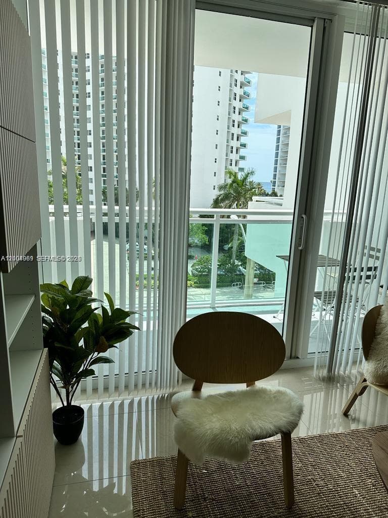 3000 Ocean Dr 414 photo 16