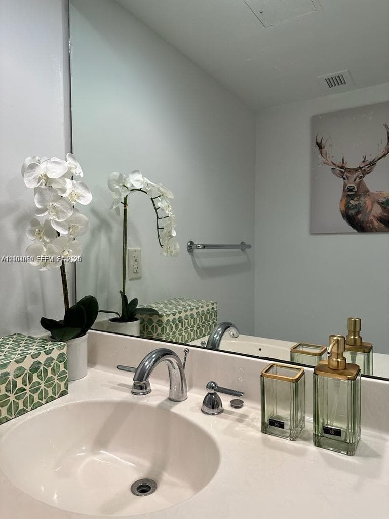 3000 Ocean Dr 414 photo 11