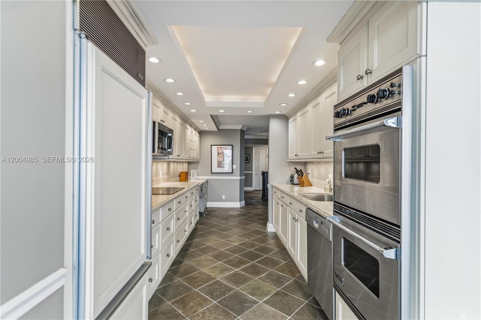 3101 47th Ct 403 photo 22