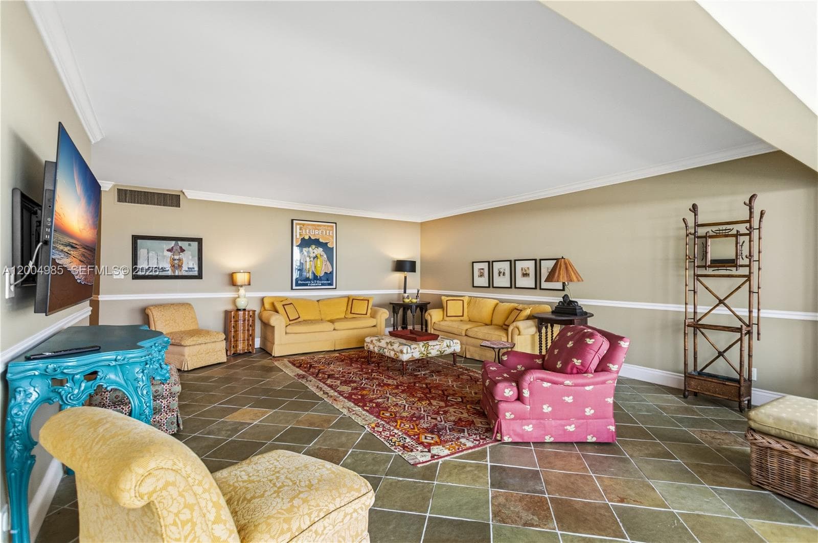 3101 47th Ct 403 photo 7