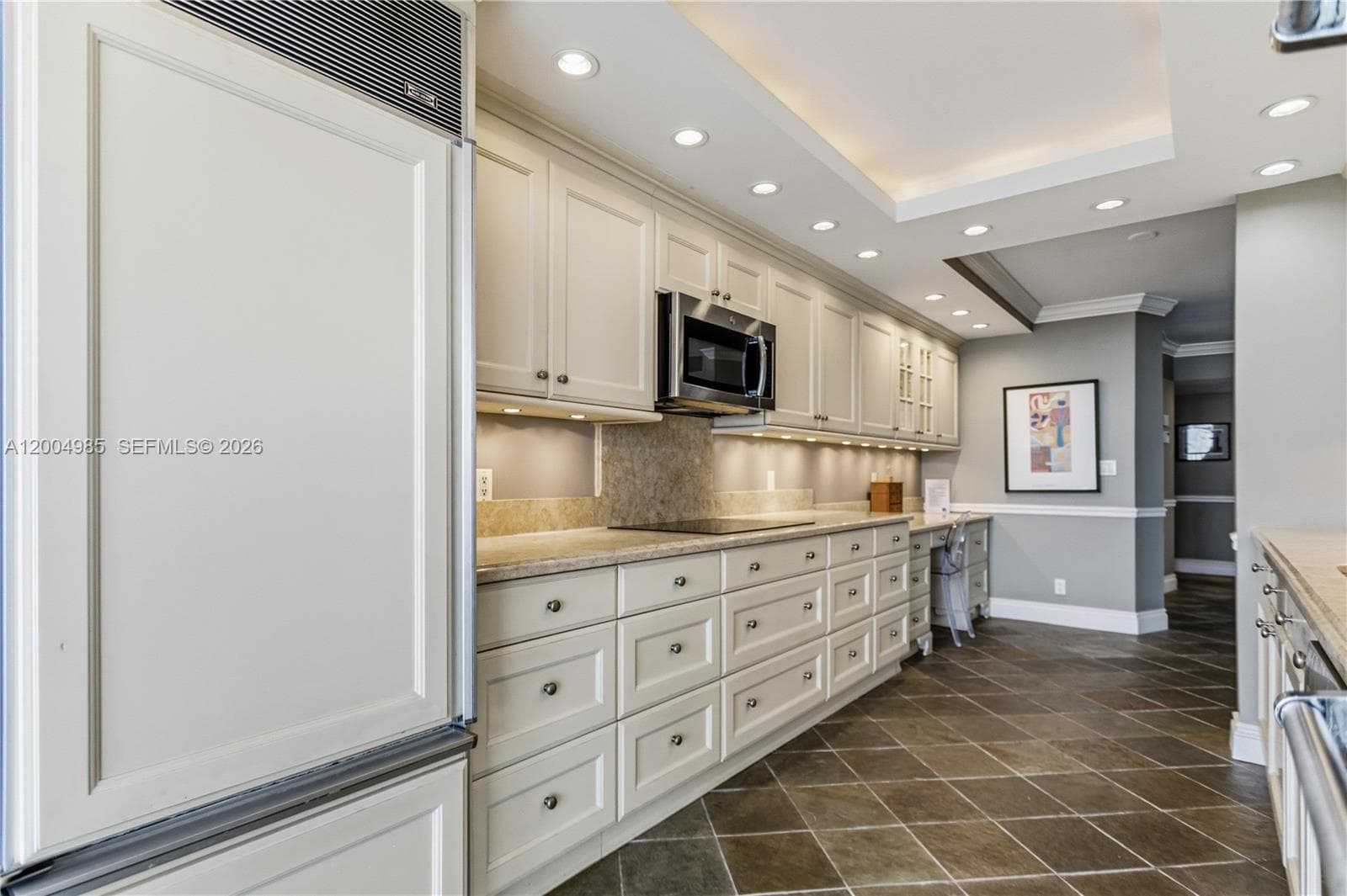 3101 47th Ct 403 photo 25