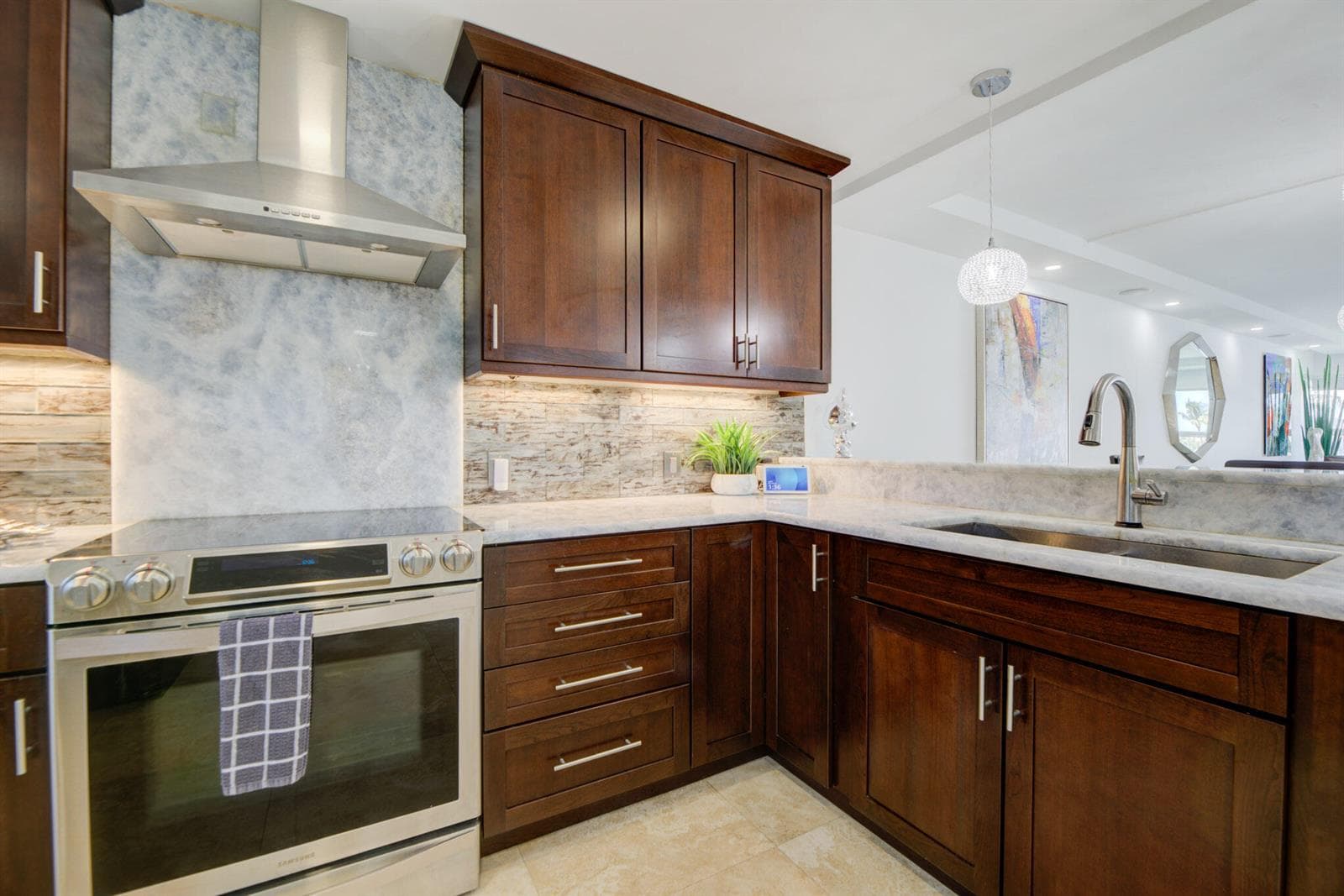 3121 NE 51st Street 305e photo 6