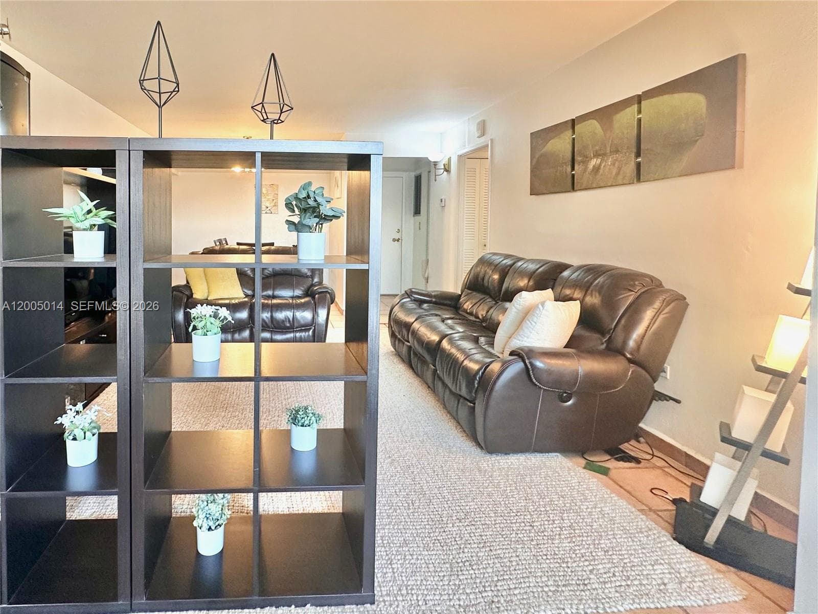 7135 COLLINS AVE 811 photo 4