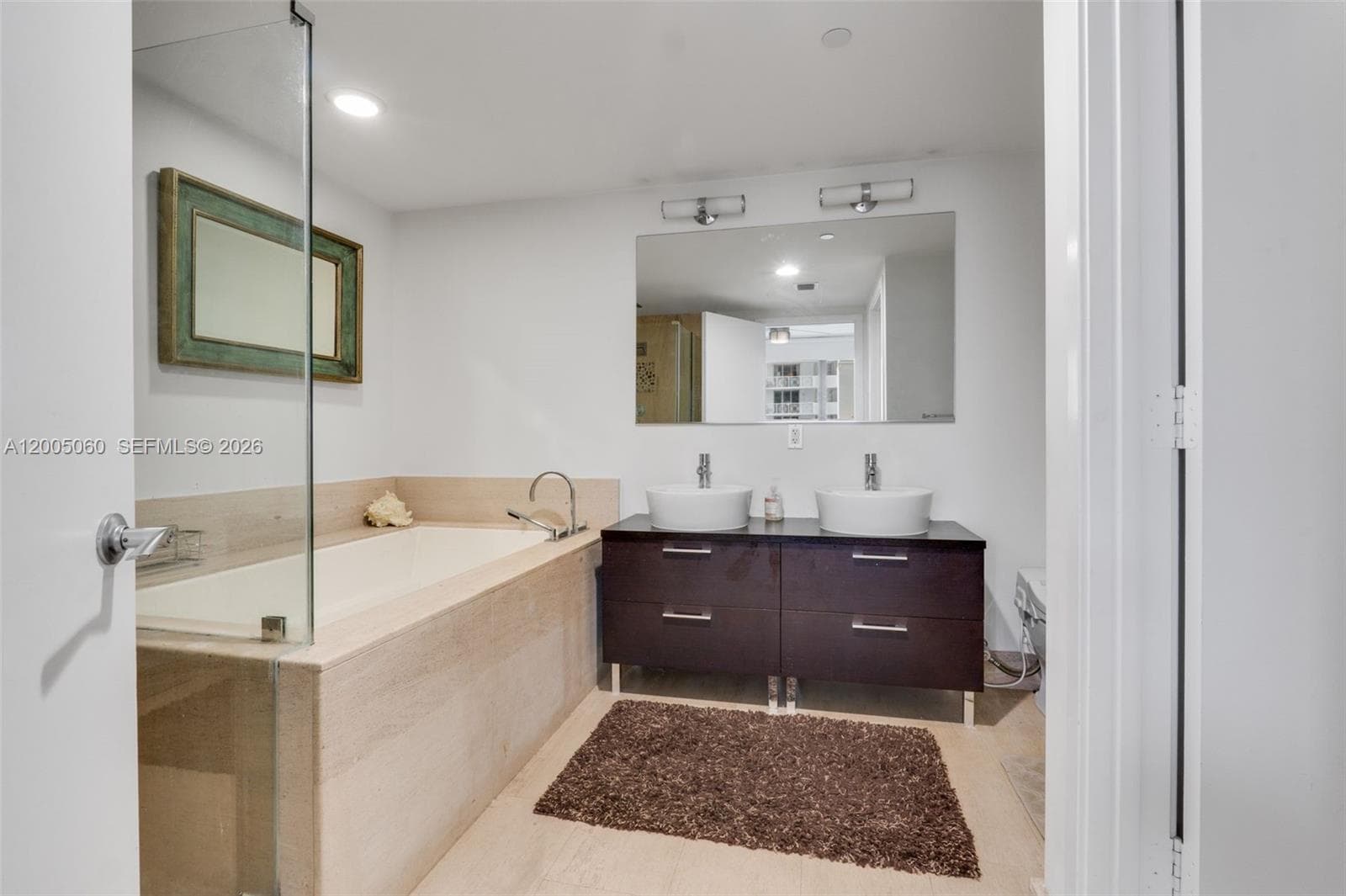 5875 Collins Ave 604 photo 14