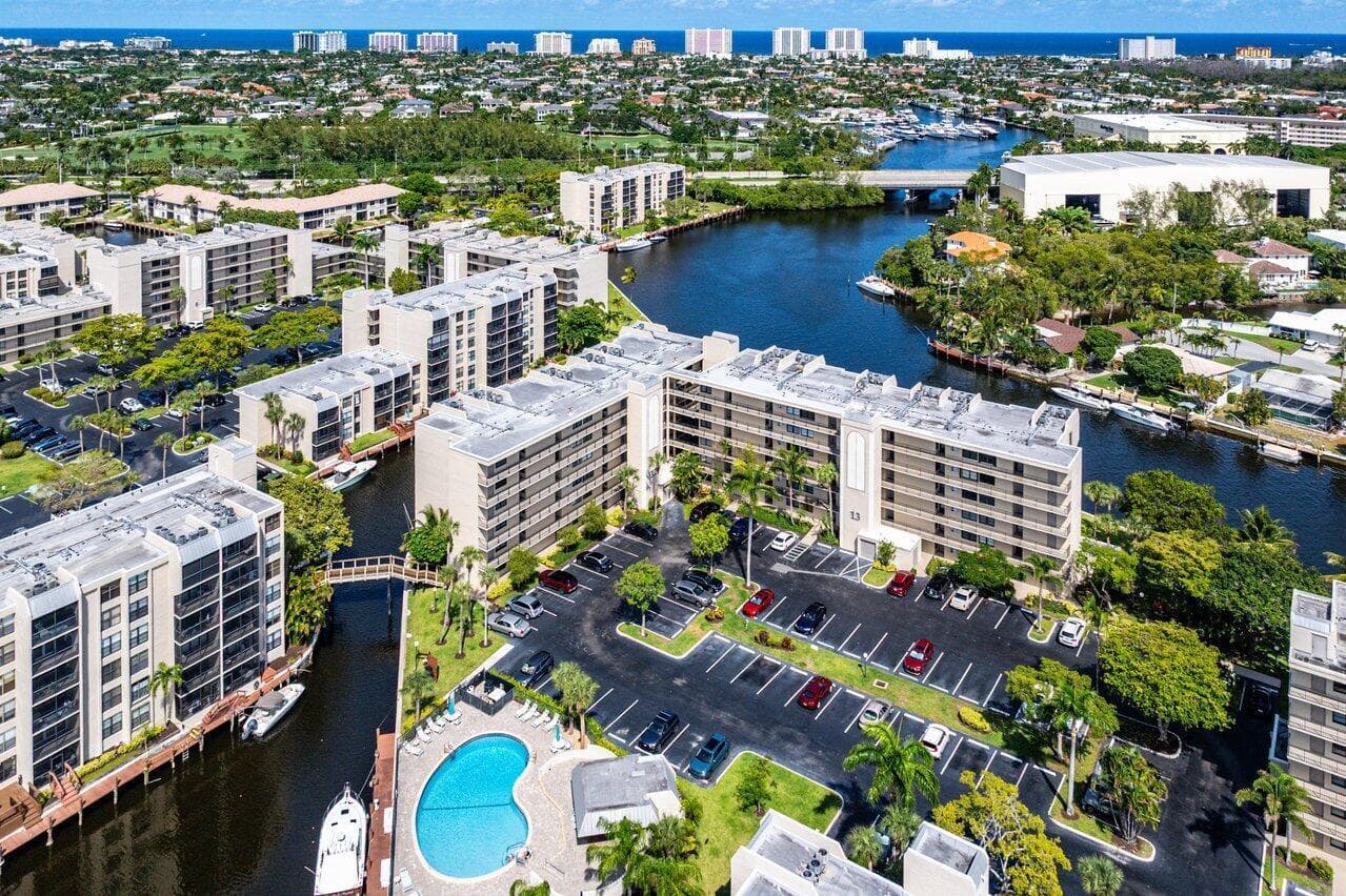 9 Royal Palm Way 106 photo 16