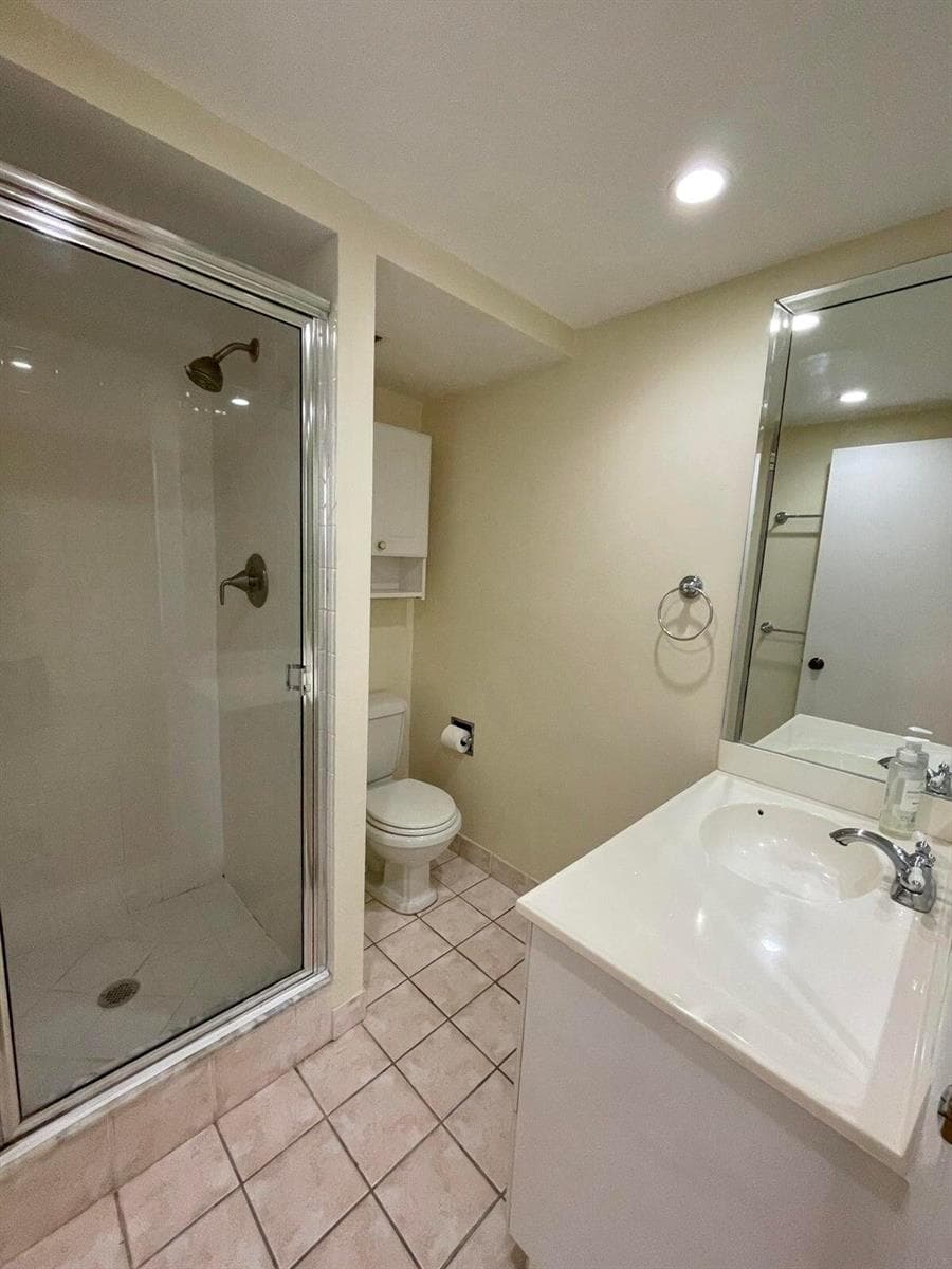 9 Royal Palm Way 106 photo 12