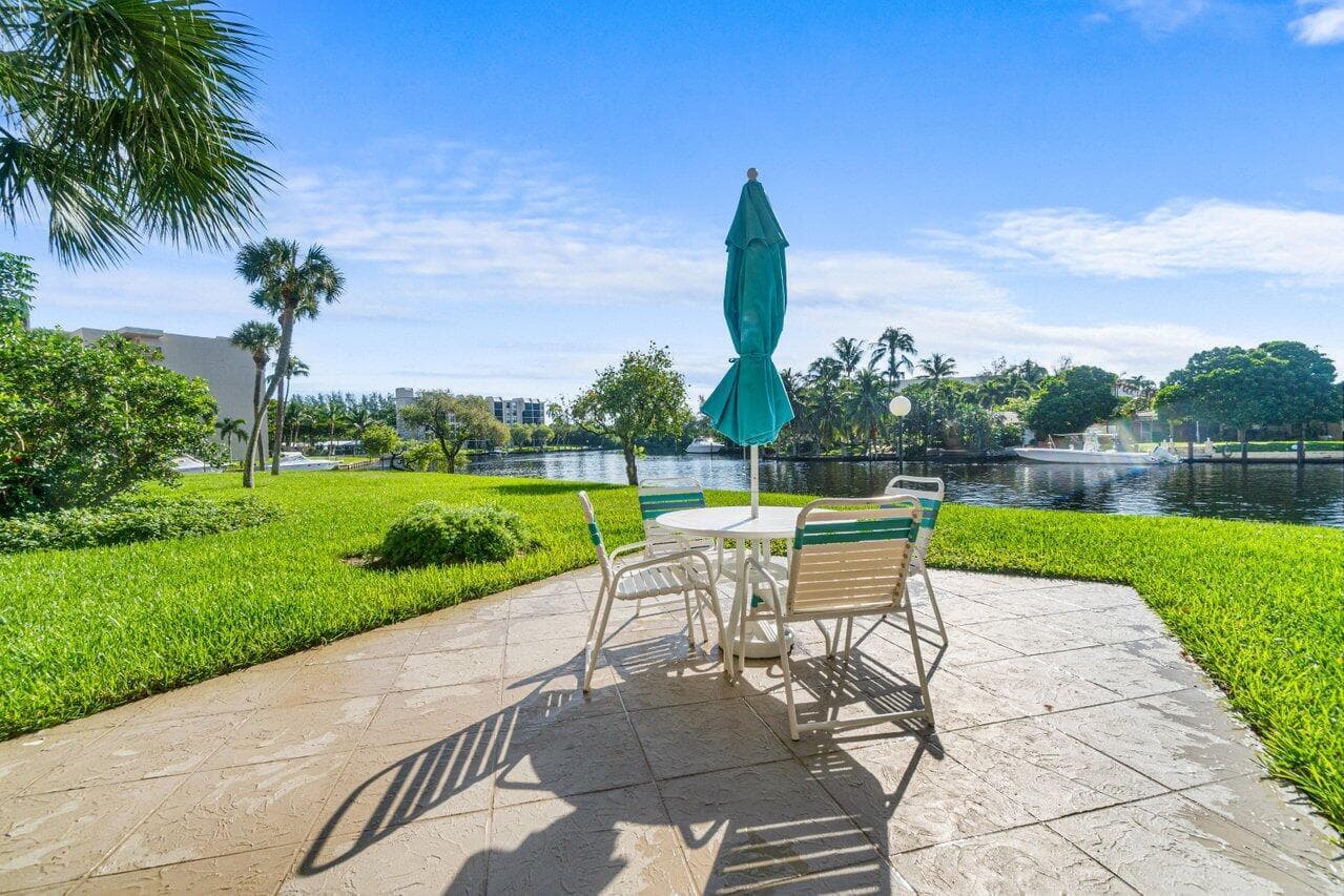 9 Royal Palm Way 106 photo 22