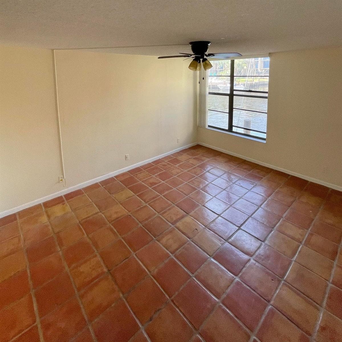9 Royal Palm Way 106 photo 5