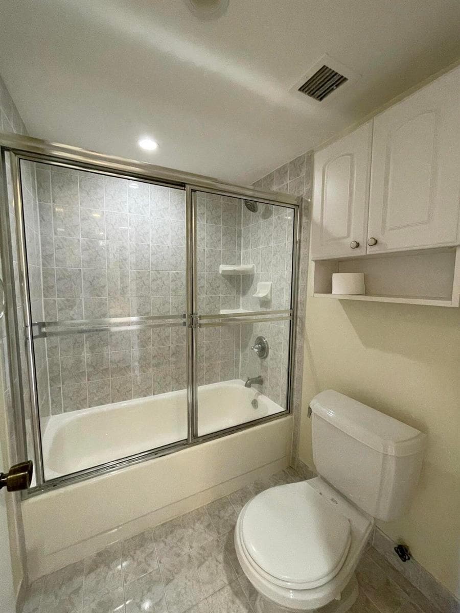 9 Royal Palm Way 106 photo 9