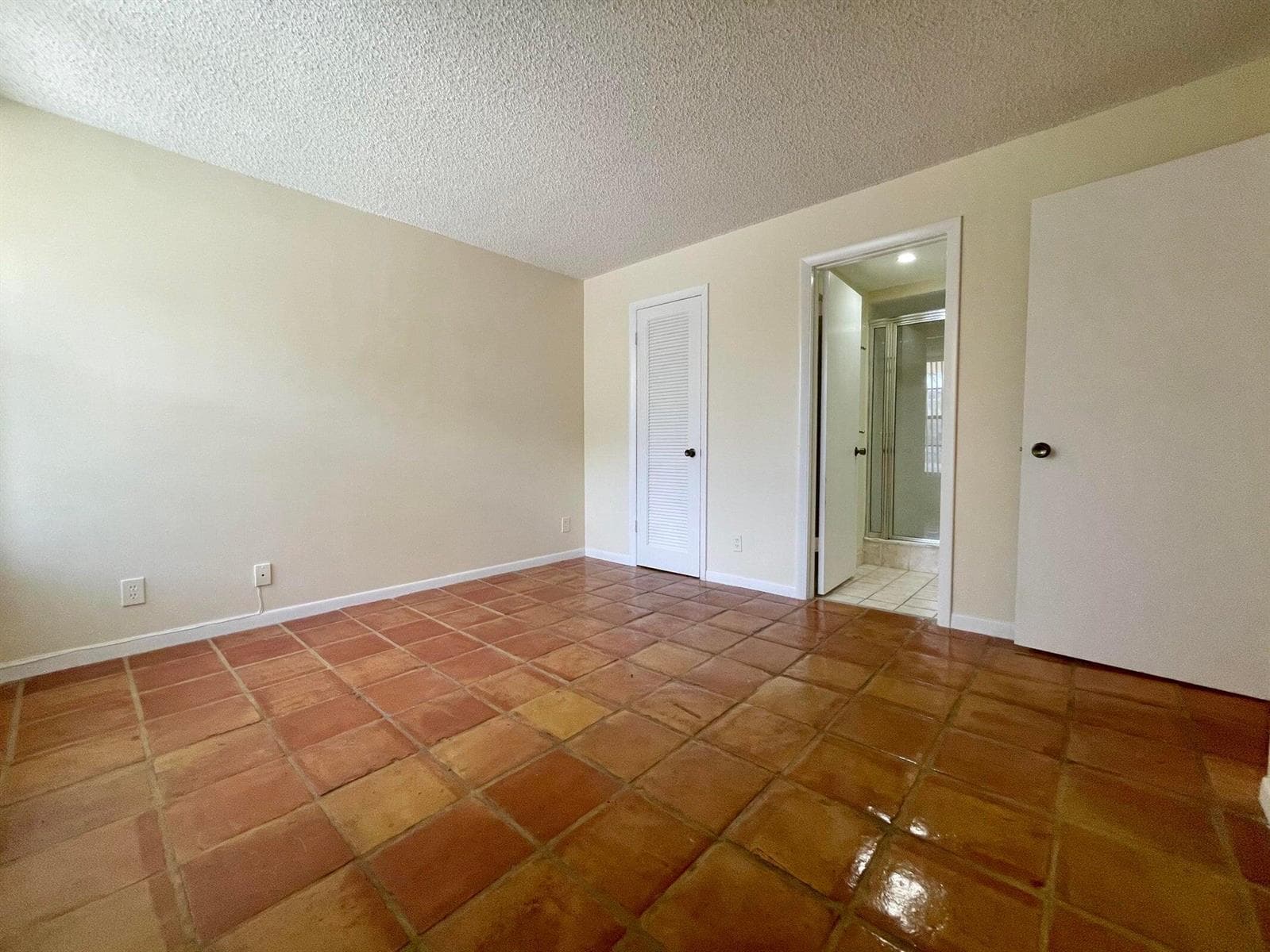 9 Royal Palm Way 106 photo 11
