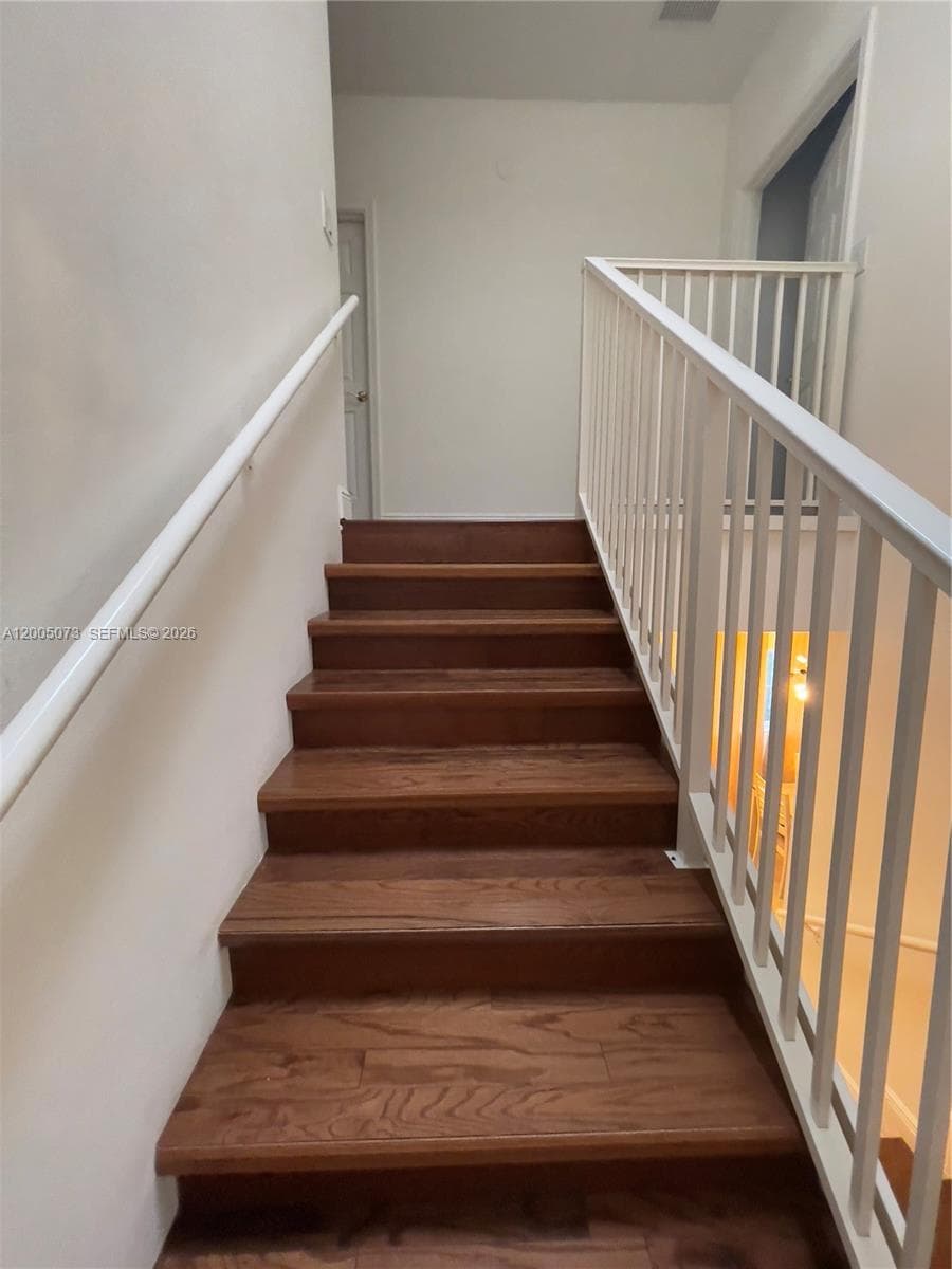 3450 17th Ter 3450 photo 7