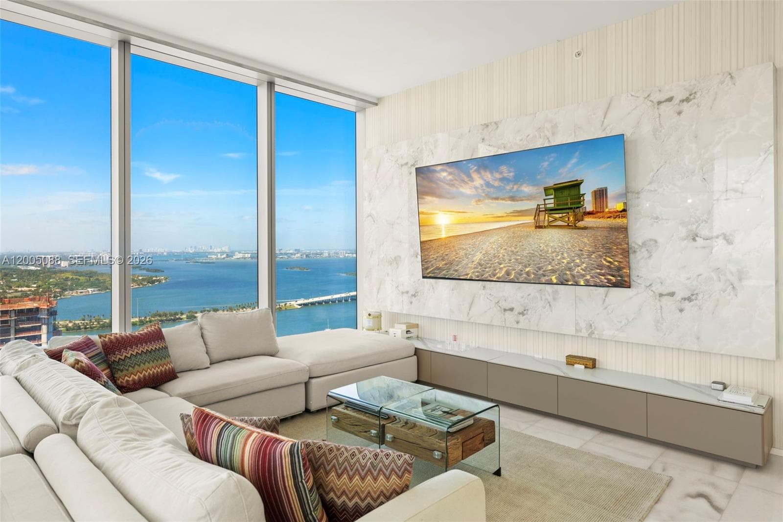 700 26th Ter 4206 photo 1