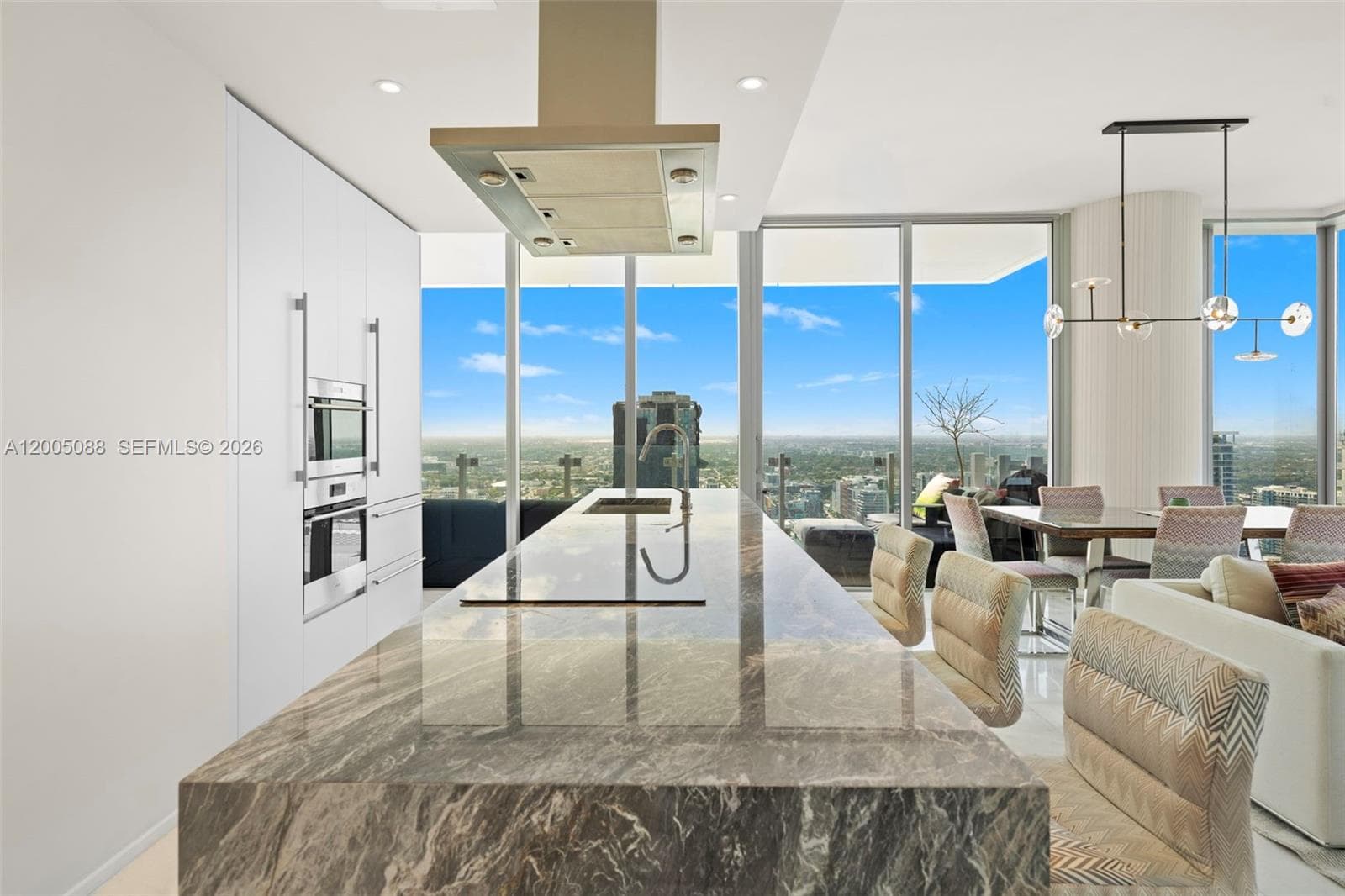 700 26th Ter 4206 photo 5